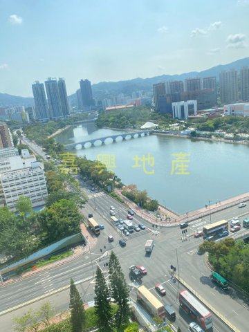 河畔花園 C座