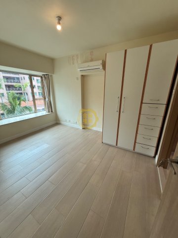 HONG KONG GOLD COAST PH 2C BLK 21