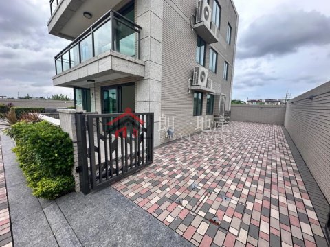 青山公路村屋