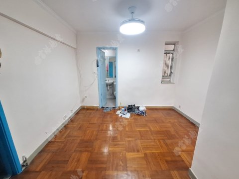 荃灣中心 荃灣中心
