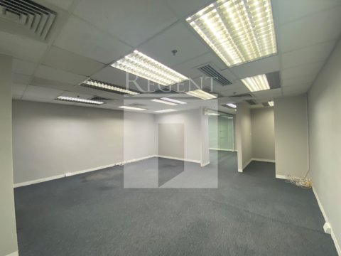 LAWS COM PLAZA (羅氏商業廣場) 