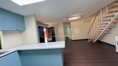 輋徑篤