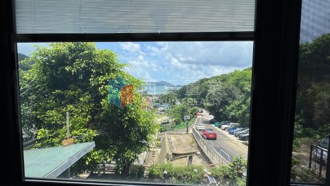 黃竹灣村
