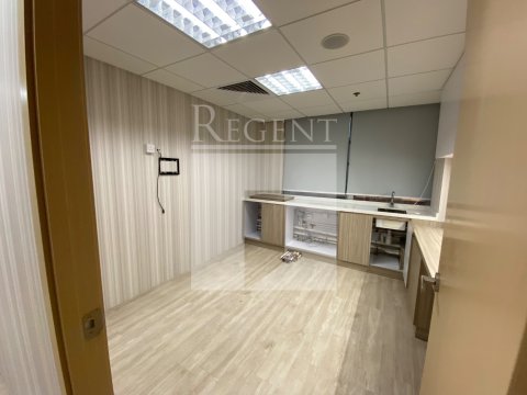 PIONEER CTR (始創中心) 