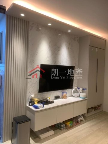 錦上路村屋