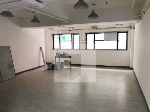 油麻地写字楼, 金龙商业大厦