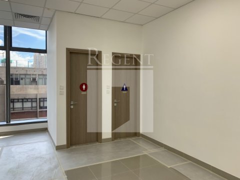 Dr Kong Ctr (江博士中心) 
