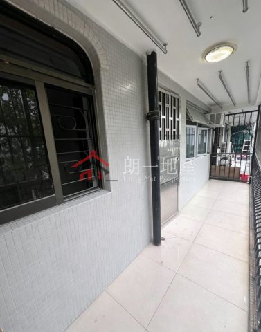 青山公路村屋