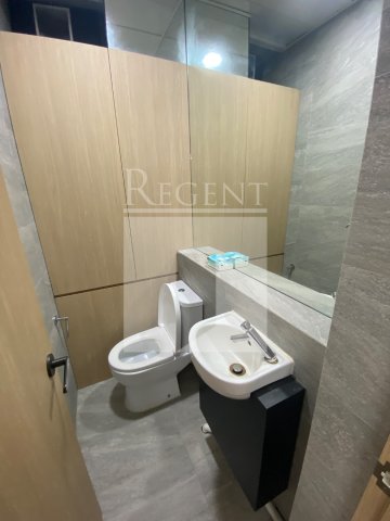 Hong Kong Property, Hong Kong Office