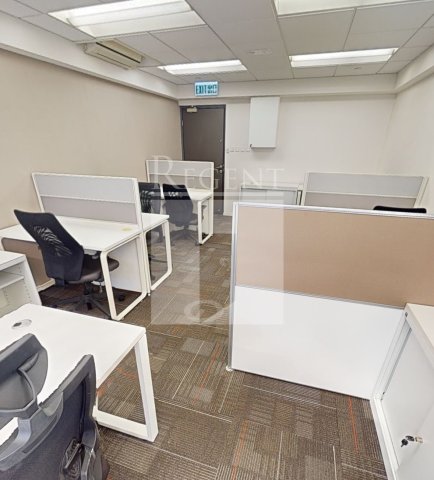 Officeplus @sheung Wan (協成行上環中心) 