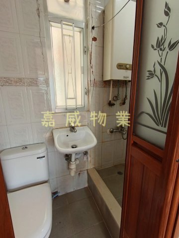 河畔花園 F座