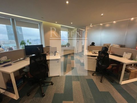 上环写字楼, 中环中心