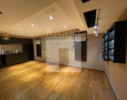 Hong Kong Property, Hong Kong Office