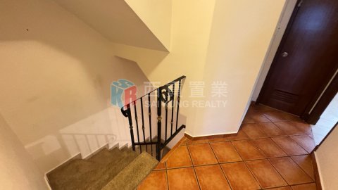 南山村