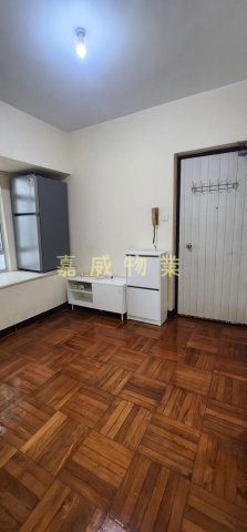 河畔花園 E座