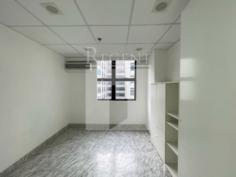 Chung Fung Com Bldg (松鳳商業大廈) 