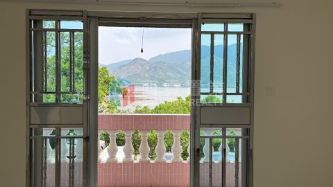 西徑村