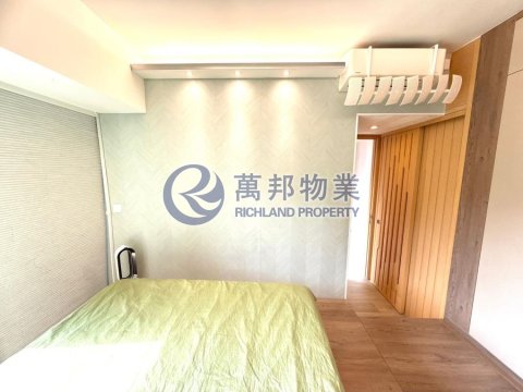 THE REGENT THE REGENT