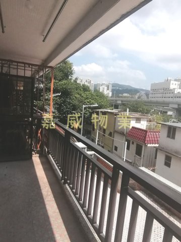 多石村