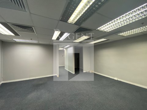 LAWS COM PLAZA (羅氏商業廣場) LAWS COM PLAZA (羅氏商業廣場)