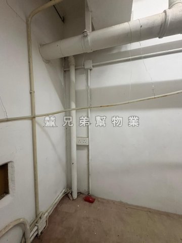 創業首選 合美容指甲 單剪 等等 創業首選 合美容指甲 單剪 等等