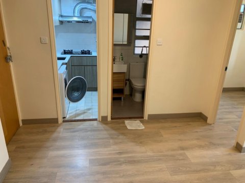 全輝中心 @ EMILY 95080096