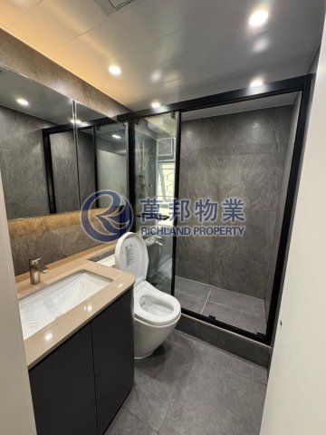 新興花園 康民閣