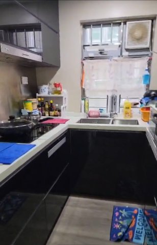 新屋家村  95081731   車泊門口