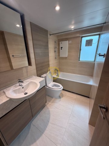 HONG KONG GOLD COAST PH 2C BLK 21