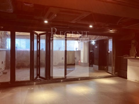 Hong Kong Property, Hong Kong Office