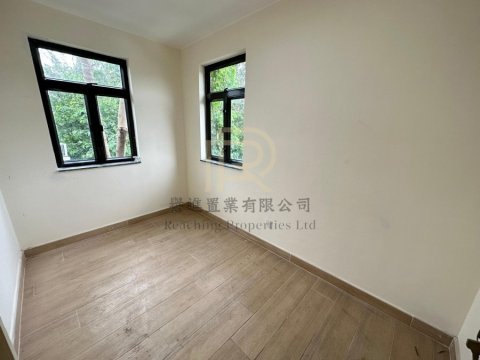 專線小巴到樓下