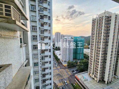 昌運中心  