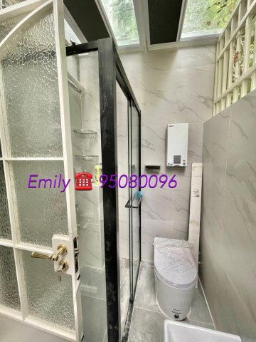 落路下 @ EMILY 95080096