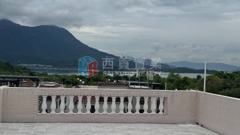 榕樹澳村
