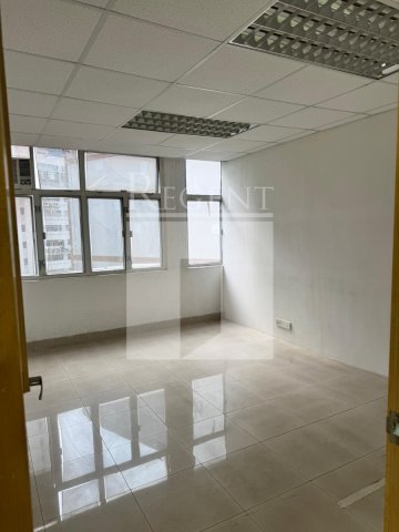 Wah Fat Ind Bldg (華發工業大廈) 