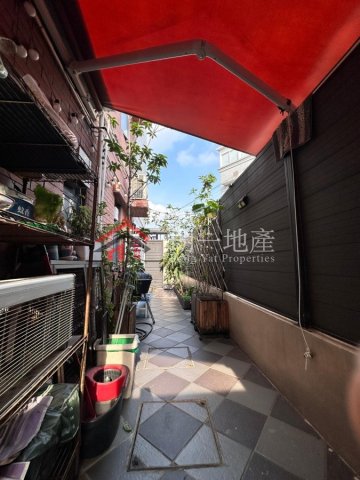 錦上路村屋