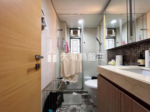 富盈門  