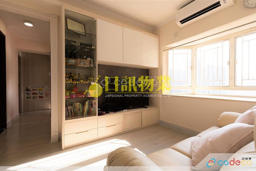 WATERSIDE PLAZA BLK 01