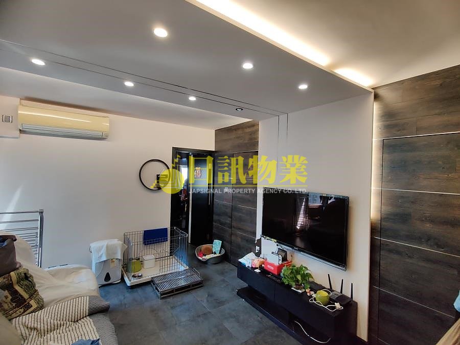 RIVIERA GDN BLK 12 HOI FUNG MAN