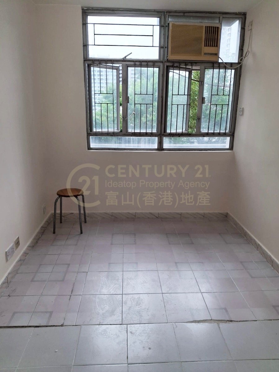 TIN MA COURT