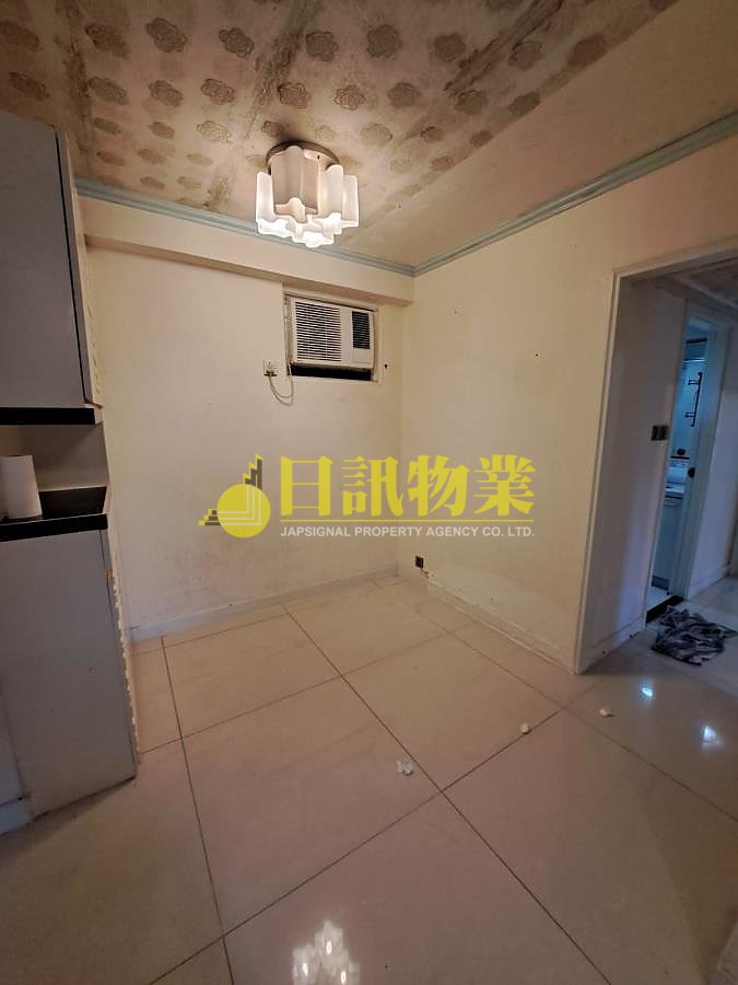 RIVIERA GDN BLK 07 HOI WAN MAN