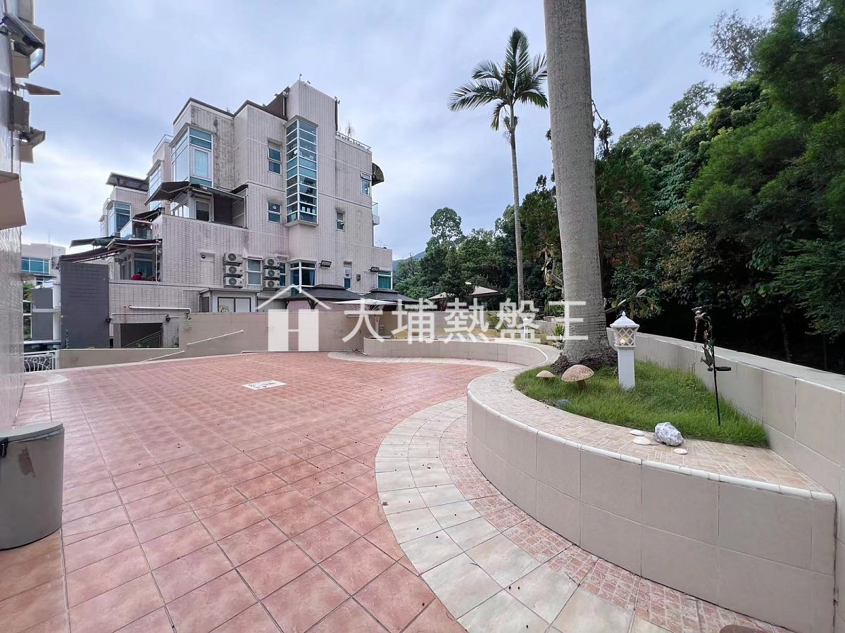 JC CASTLE