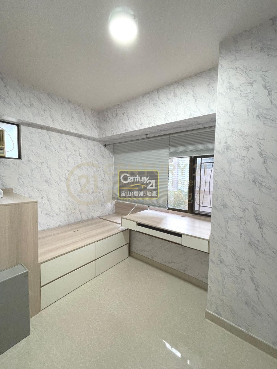 BAY VIEW GDN BLK 02