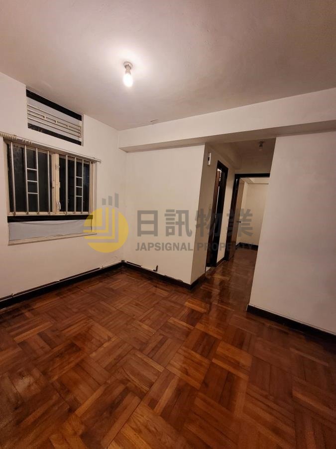 WATERSIDE PLAZA BLK 04