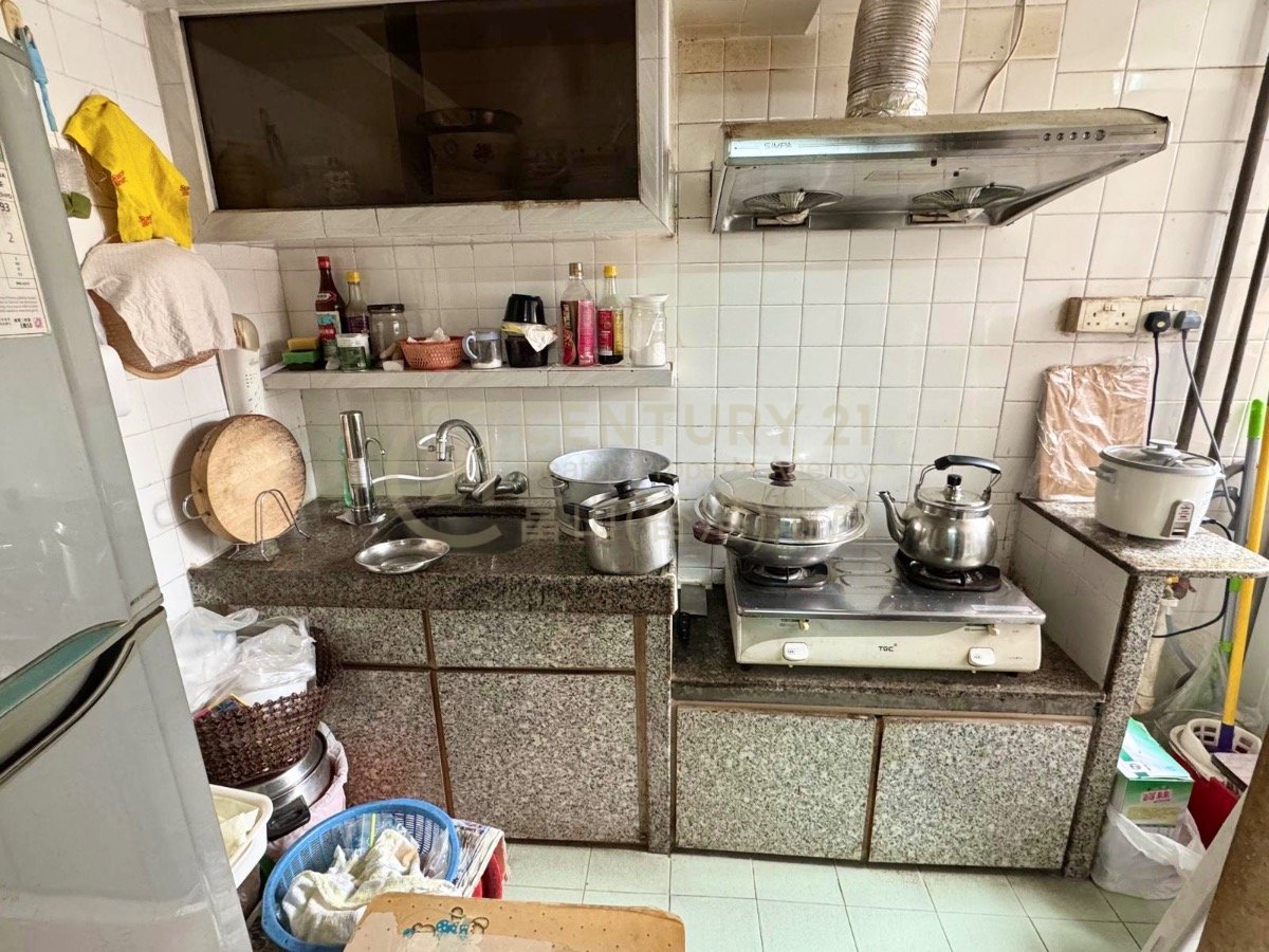FUNG TAK ESTATE