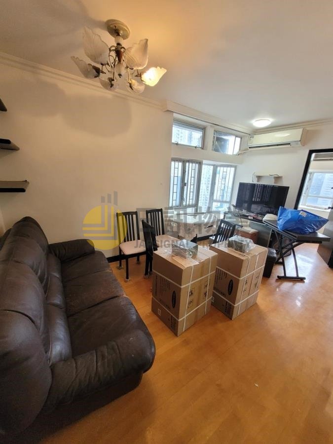 RIVIERA GDN BLK 02 HOI CHU MAN