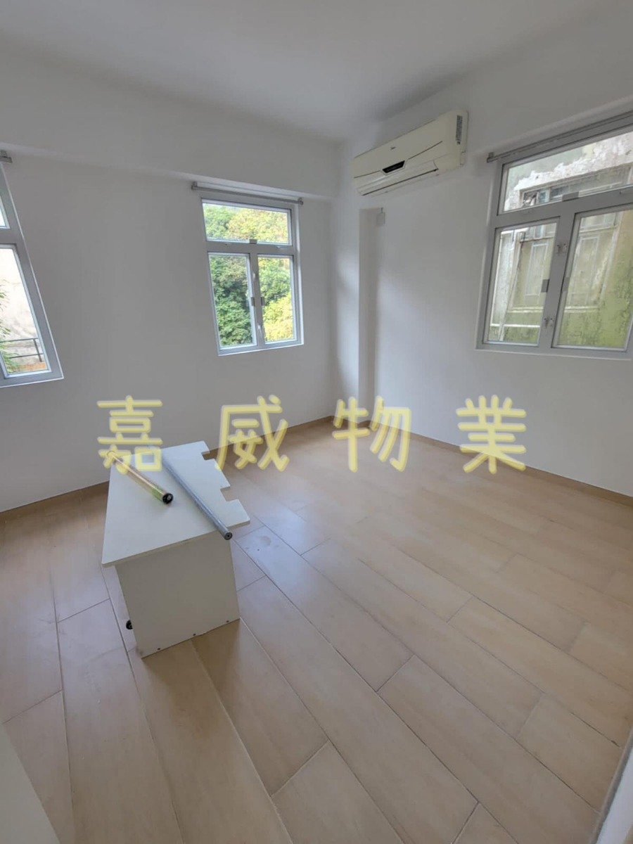 落路下 @ EMILY 95080096