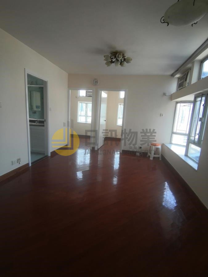 RIVIERA GDN BLK 12 HOI FUNG MAN