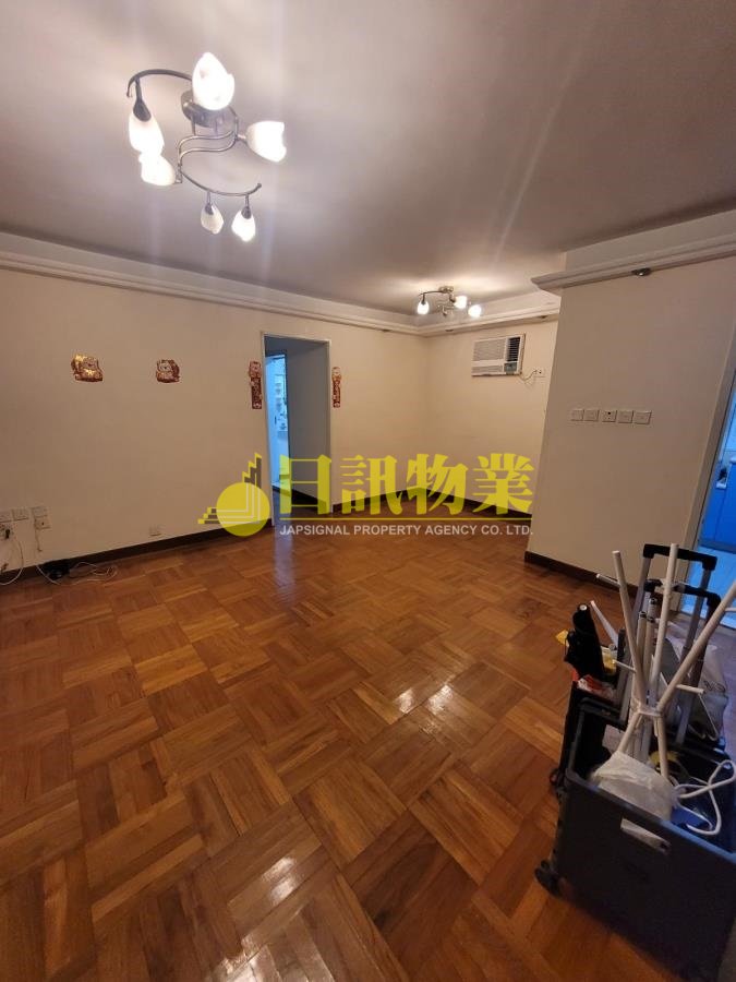 RIVIERA GDN BLK 15 HOI WAI MAN