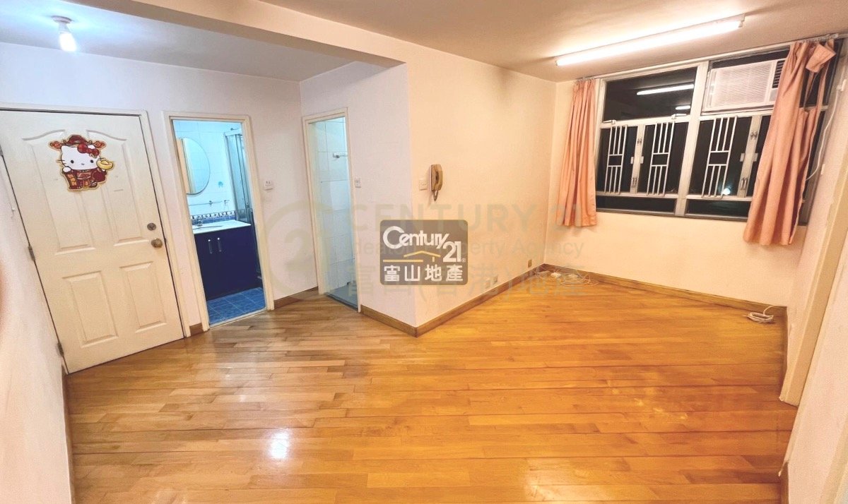LUNG POON COURT